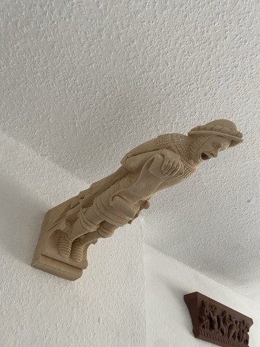 Wasserspeier stein mittelalter - wasserspeier,